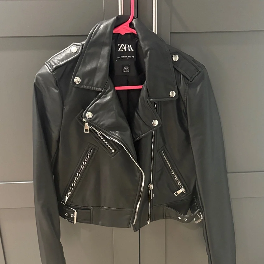 Barely Worn Zara Black Leather Jacket - Picture 1 of 6